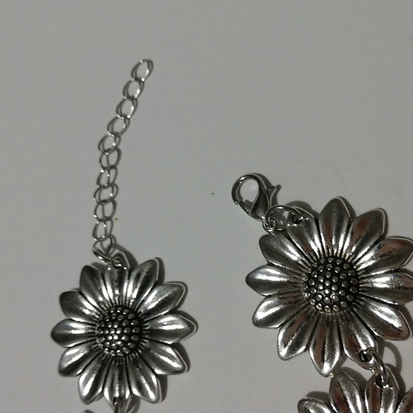 Bracelet Sunflowers Silver-tone Boho Country 7" + 2" extension Gift Collection - Picture 4 of 7